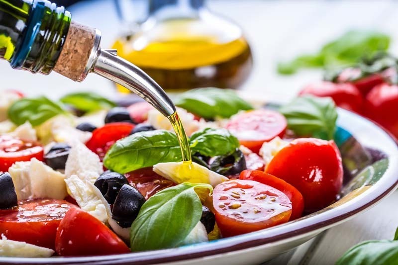 Heerlijk genieten van diverse salades